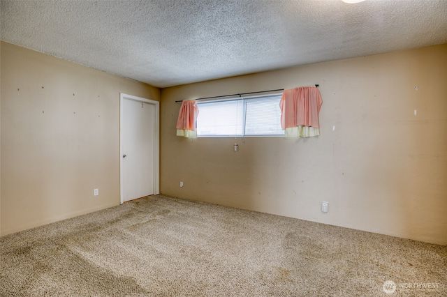 432 Eklund Avenue, Hoquiam, WA 98550