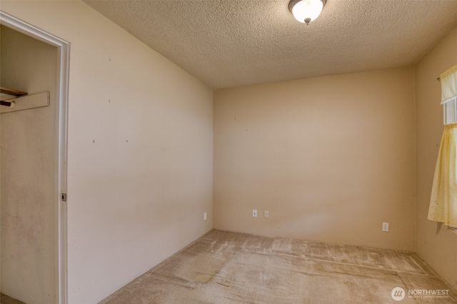 432 Eklund Avenue, Hoquiam, WA 98550