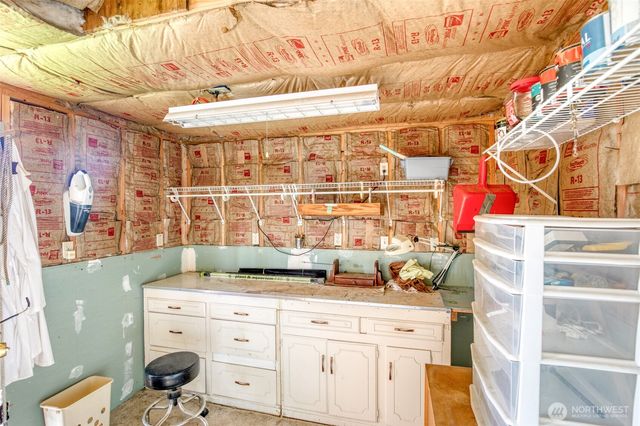 432 Eklund Avenue, Hoquiam, WA 98550