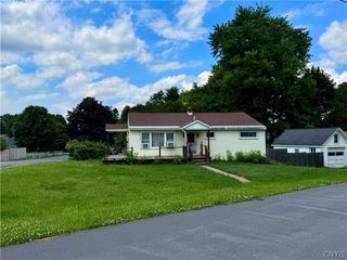 6 Alexandria Road, New Hartford, NY 13413