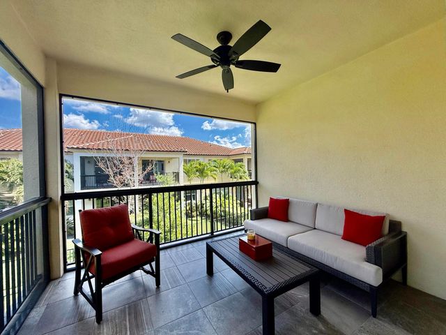 168 Crape Myrtle Lane, Wellington, FL 33414