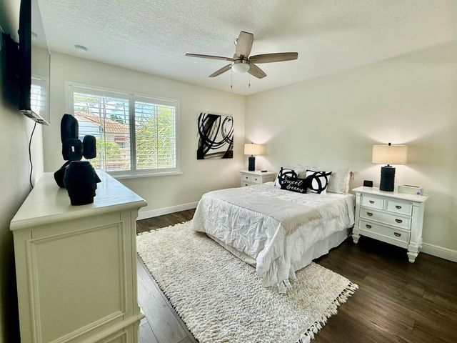 168 Crape Myrtle Lane, Wellington, FL 33414