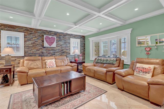 122 Laurel Drive, New Hyde Park, NY 11040