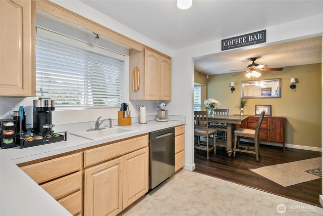 26119 147th Avenue SE, Kent, WA 98042