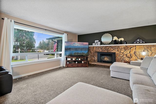 26119 147th Avenue SE, Kent, WA 98042