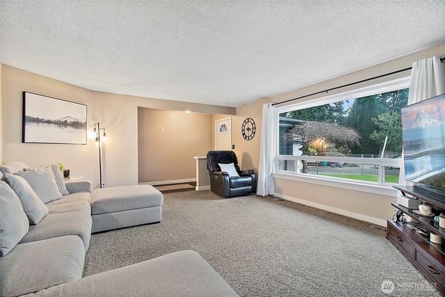 26119 147th Avenue SE, Kent, WA 98042