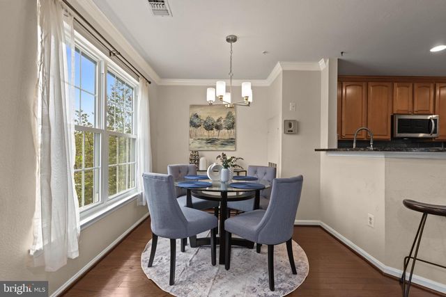12821 FAIR BRIAR LN, Fairfax, VA 22033