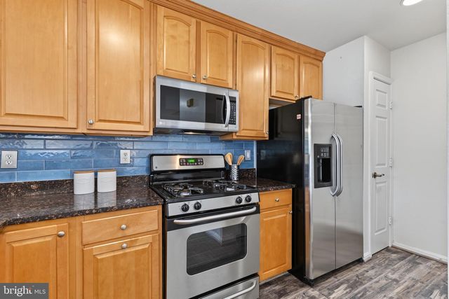 12821 FAIR BRIAR LN, Fairfax, VA 22033
