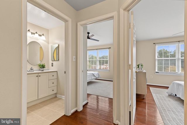 12821 FAIR BRIAR LN, Fairfax, VA 22033
