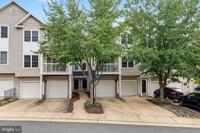 12821 FAIR BRIAR LN, Fairfax, VA 22033