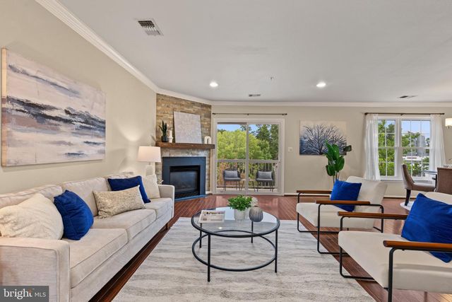 12821 FAIR BRIAR LN, Fairfax, VA 22033