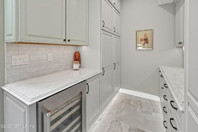 50 SEMINOLE LANDING Road, Atlantic Beach, FL 32233