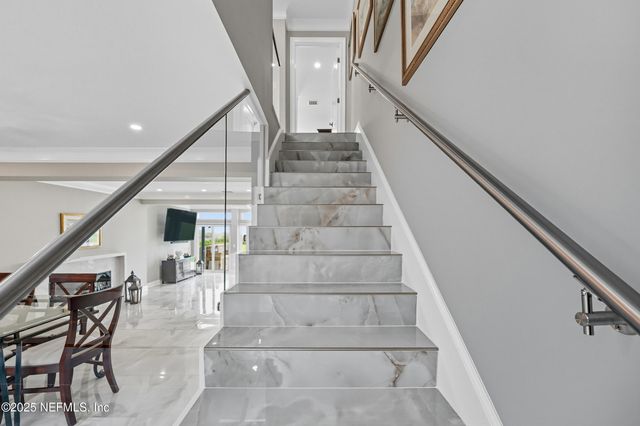 50 SEMINOLE LANDING Road, Atlantic Beach, FL 32233