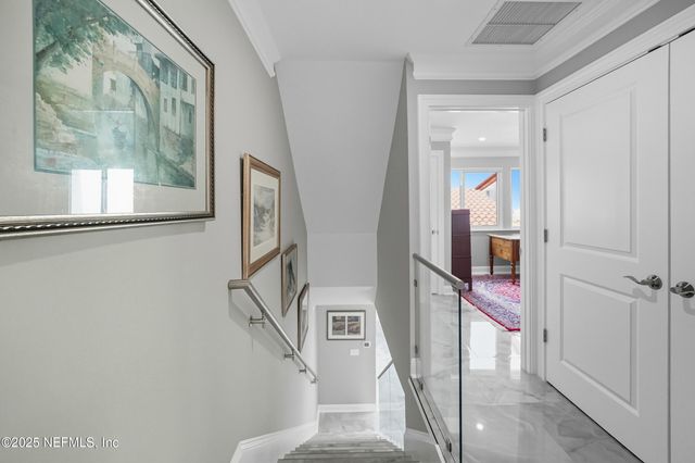 50 SEMINOLE LANDING Road, Atlantic Beach, FL 32233