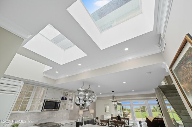 50 SEMINOLE LANDING Road, Atlantic Beach, FL 32233