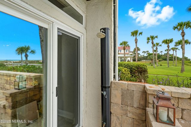 50 SEMINOLE LANDING Road, Atlantic Beach, FL 32233