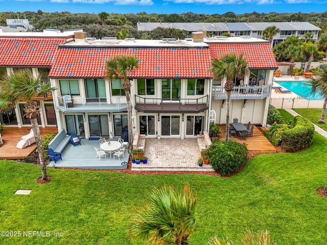 50 SEMINOLE LANDING Road, Atlantic Beach, FL 32233