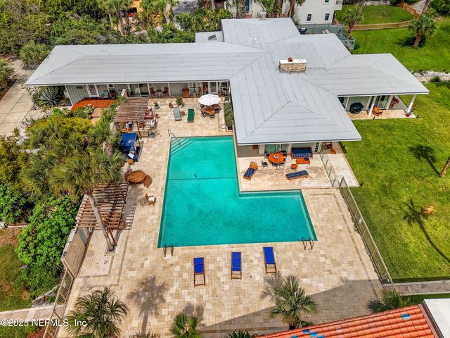 50 SEMINOLE LANDING Road, Atlantic Beach, FL 32233