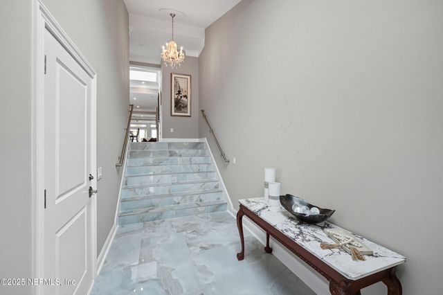 50 SEMINOLE LANDING Road, Atlantic Beach, FL 32233