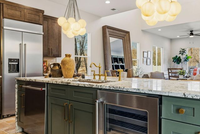 90 Rome Lane, Corrales, NM 87048