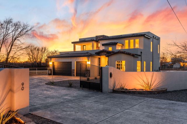 90 Rome Lane, Corrales, NM 87048