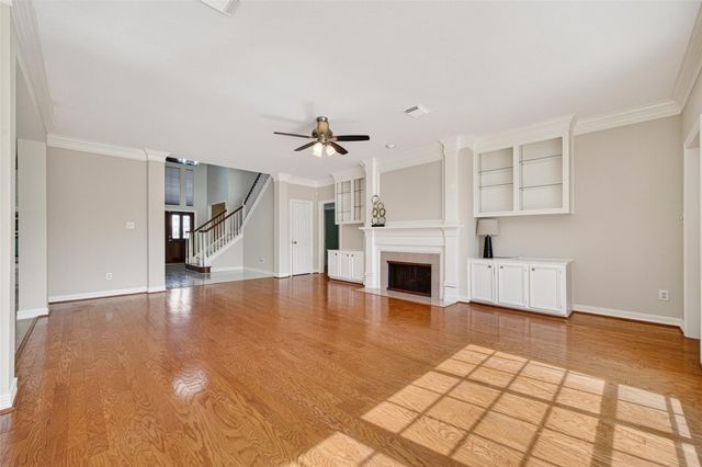 4907 Keneshaw Street, Sugar Land, TX 77479