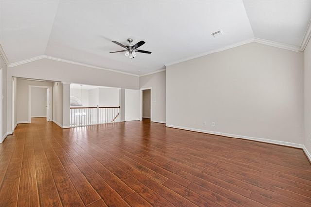4907 Keneshaw Street, Sugar Land, TX 77479