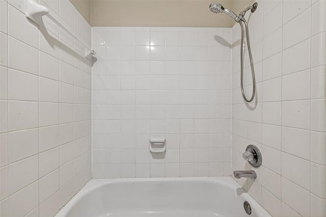 4907 Keneshaw Street, Sugar Land, TX 77479