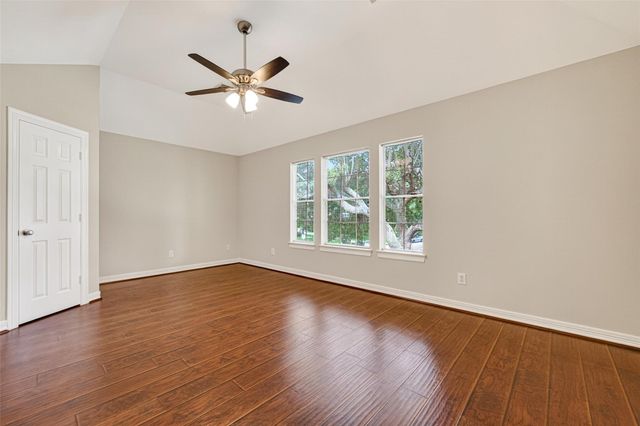 4907 Keneshaw Street, Sugar Land, TX 77479