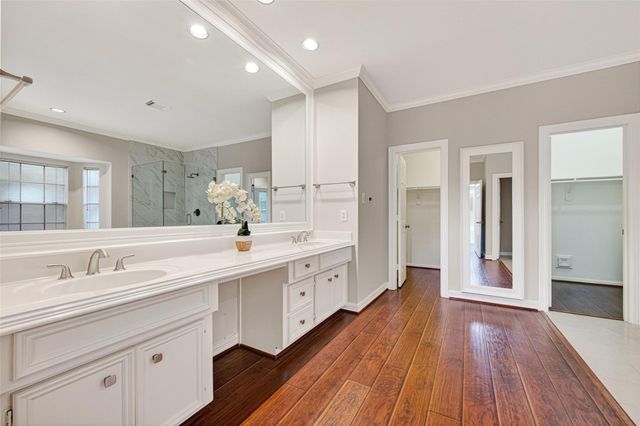 4907 Keneshaw Street, Sugar Land, TX 77479