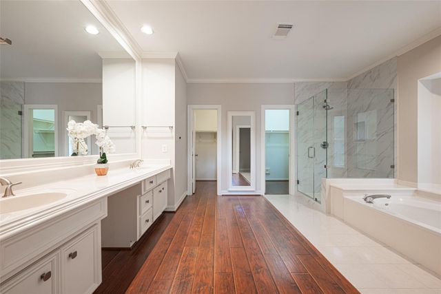 4907 Keneshaw Street, Sugar Land, TX 77479