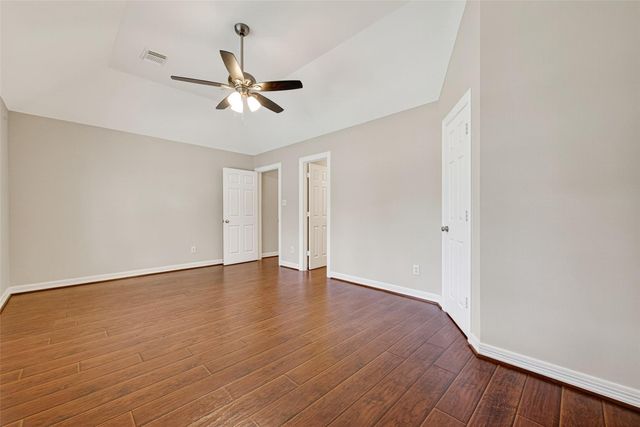 4907 Keneshaw Street, Sugar Land, TX 77479