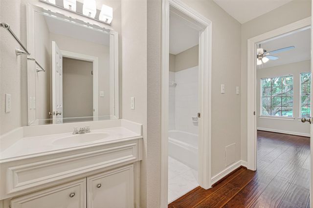 4907 Keneshaw Street, Sugar Land, TX 77479