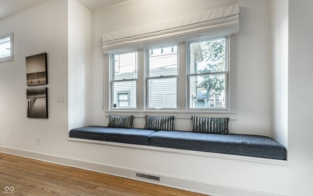 224 E 10th Street, Indianapolis, IN 46202