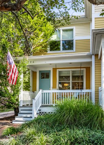 224 E 10th Street, Indianapolis, IN 46202