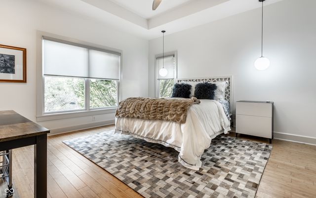 224 E 10th Street, Indianapolis, IN 46202