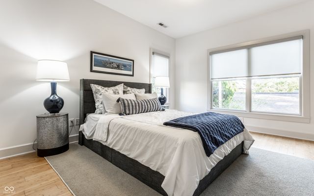 224 E 10th Street, Indianapolis, IN 46202