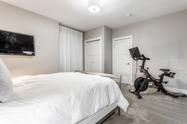 224 E 10th Street, Indianapolis, IN 46202