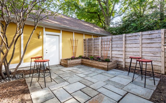 224 E 10th Street, Indianapolis, IN 46202
