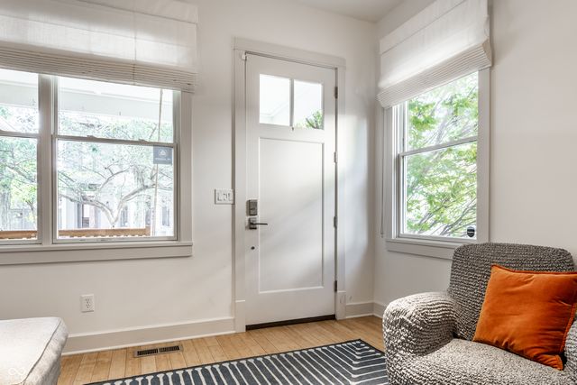 224 E 10th Street, Indianapolis, IN 46202