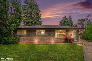 32654 Wareham Court, Warren, MI 48092