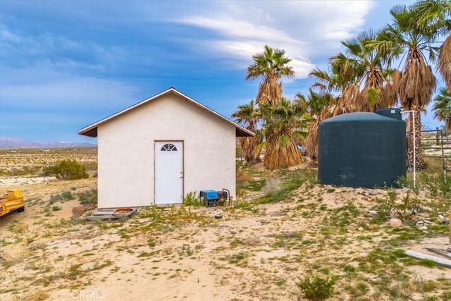 75775 Joe Davis Drive, 29 Palms, CA 92277