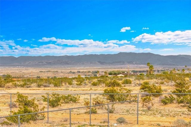 75775 Joe Davis Drive, 29 Palms, CA 92277