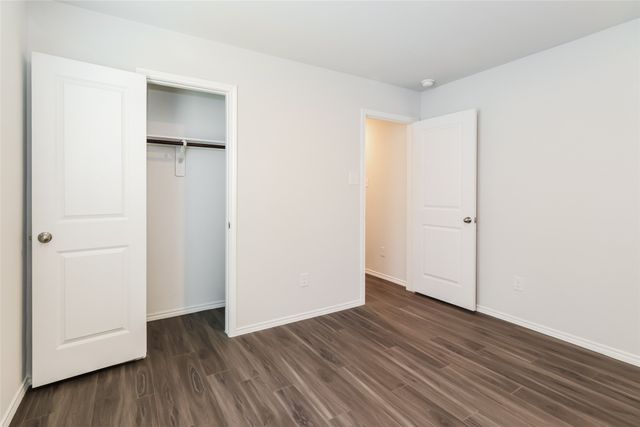 432 Woodhouse Way, Everman, TX 76140