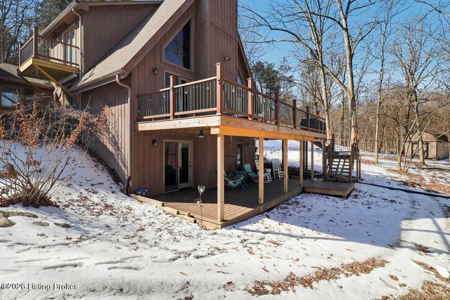 1000 Hobbs Ln, Fisherville, KY 40023