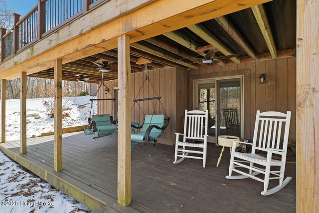 1000 Hobbs Ln, Fisherville, KY 40023