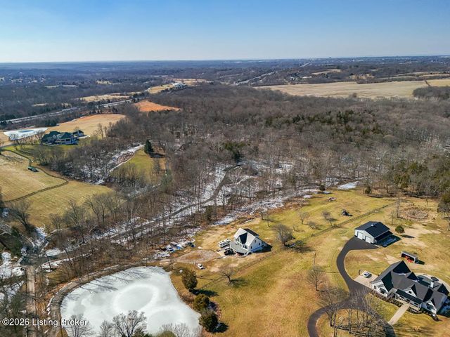 1000 Hobbs Ln, Fisherville, KY 40023