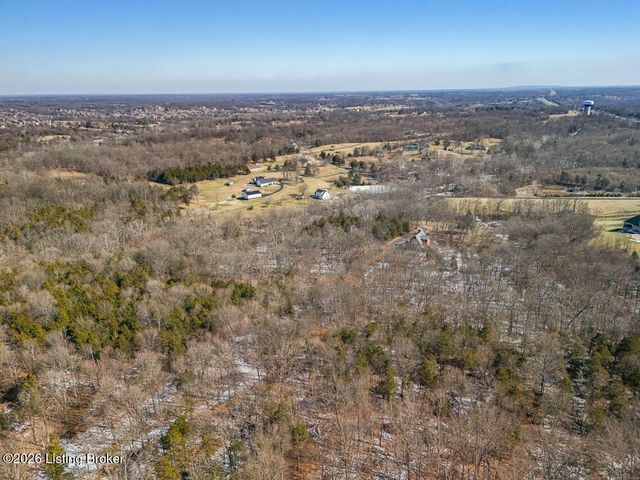 1000 Hobbs Ln, Fisherville, KY 40023