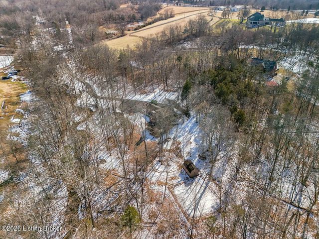 1000 Hobbs Ln, Fisherville, KY 40023