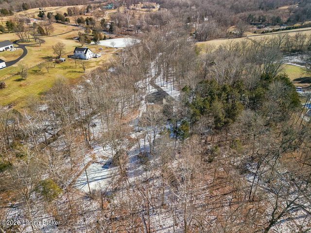 1000 Hobbs Ln, Fisherville, KY 40023